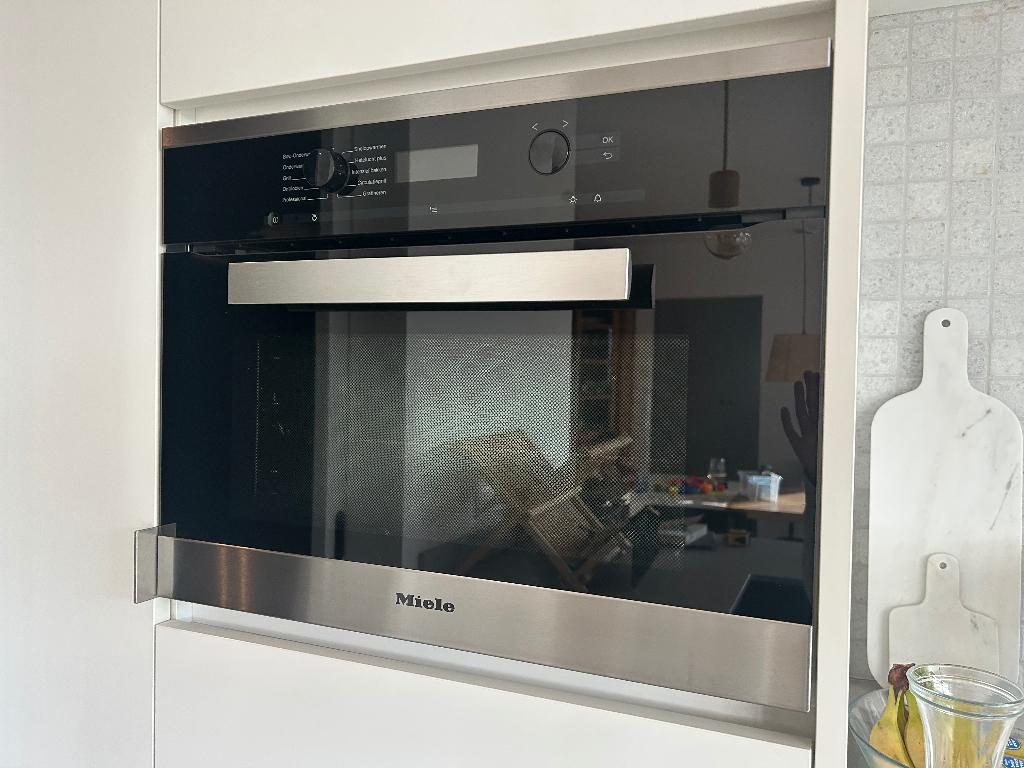 Miele inbouwoven, Gebruikt, Hete lucht, Oven met grill, Inbouw