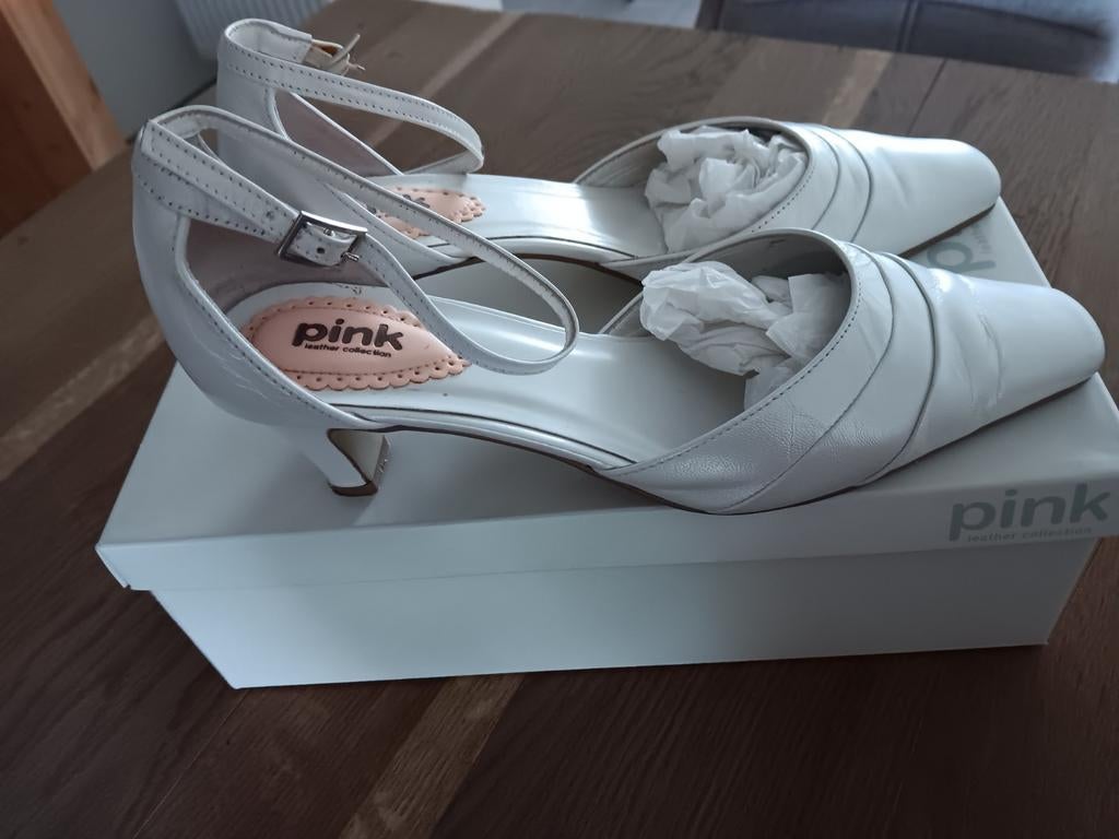Trouwschoenen, Kleding | Dames, Schoenen, Ophalen of Verzenden, Zo goed als nieuw
