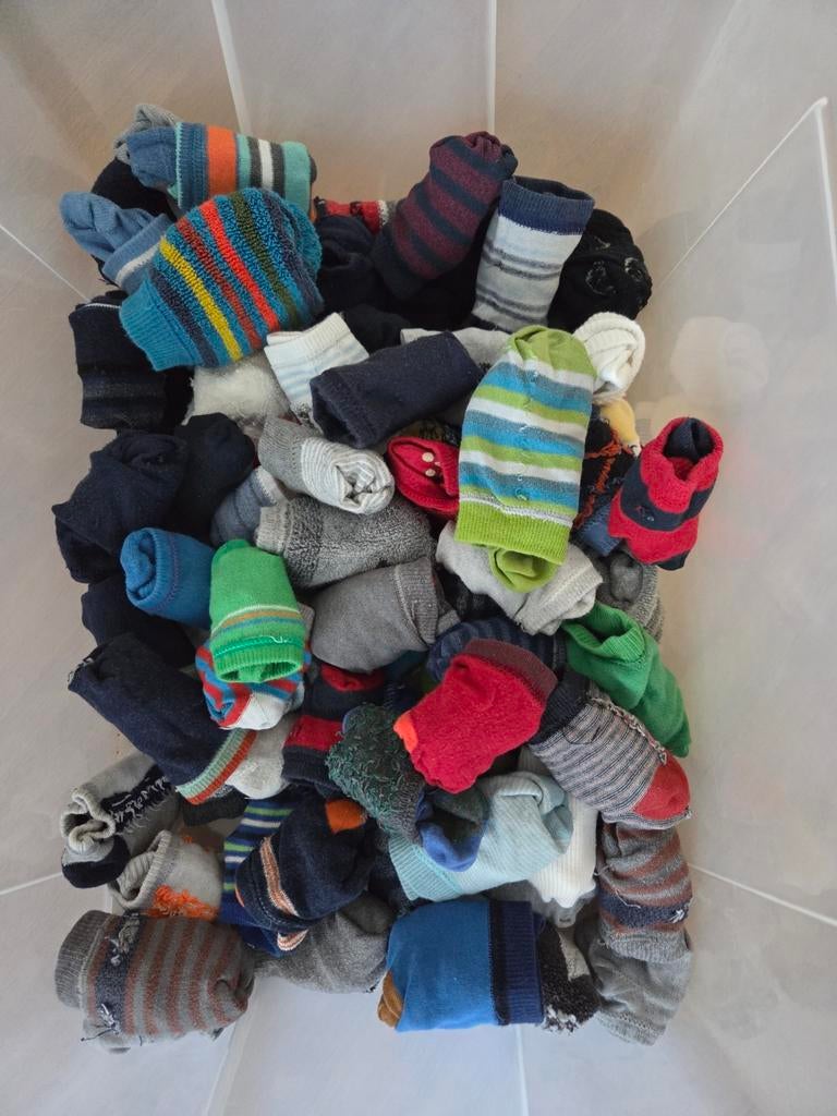 Lot sokken van baby tot maat 30, Ophalen