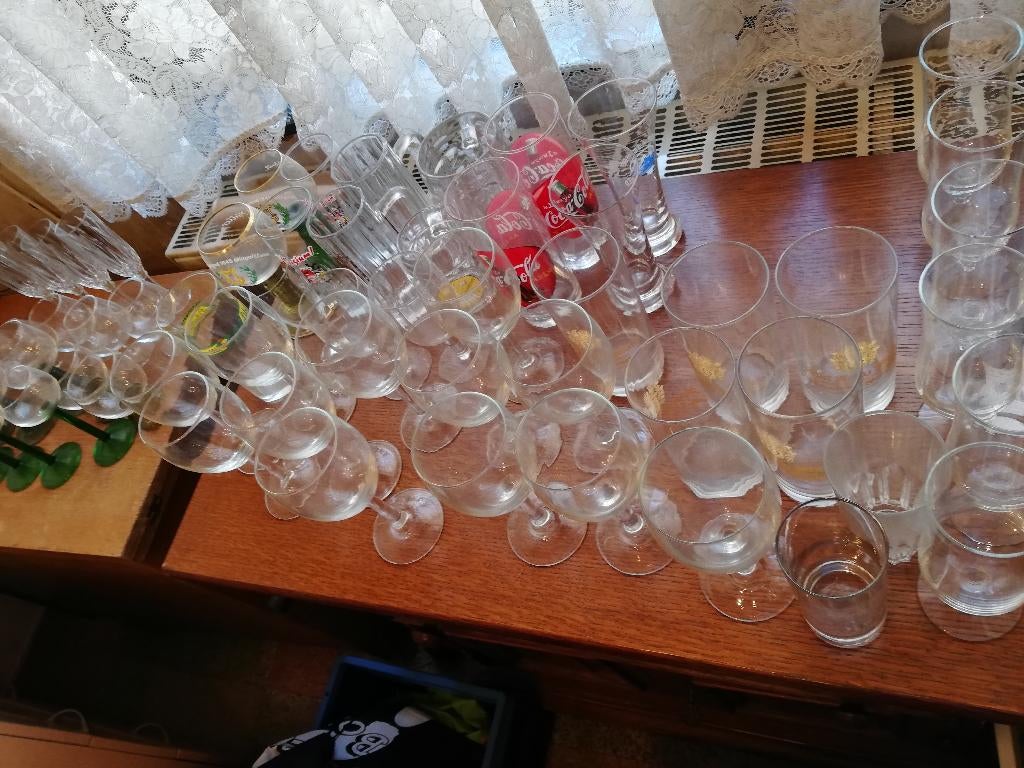 lot de verres anciens 30 €, Ophalen, Glas of Glazen, Overige stijlen, Glas