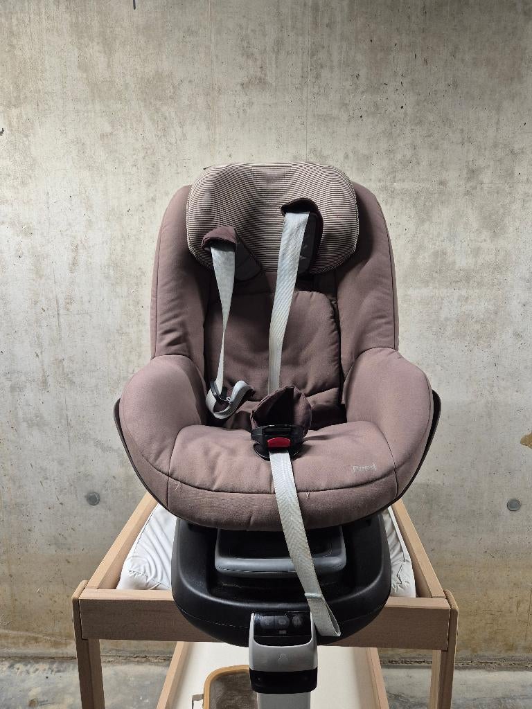 Maxi-Cosi Pearl Autostoel incl. FamilyFix Base (ISOFIX), Ophalen, Gebruikt, Slaapstand, Isofix