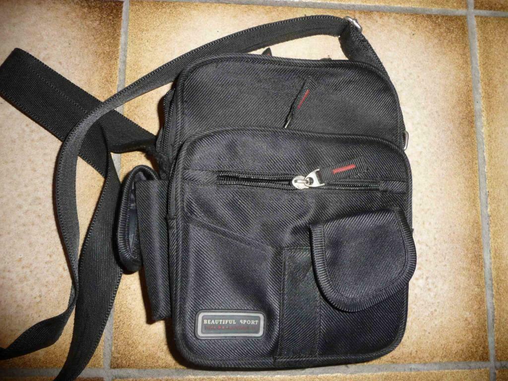 sac pour homme,porter en bandouillère,état utilisé encore OK, Enlèvement ou Envoi, Utilisé, Noir, Autres marques
