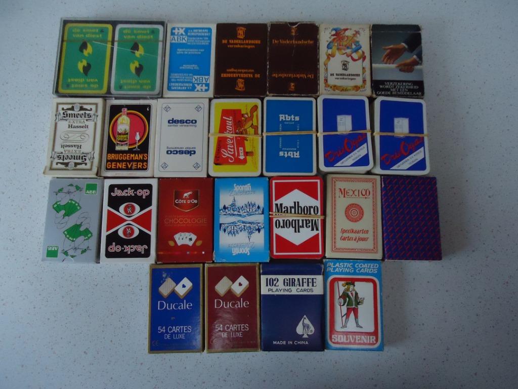 Lot van 25 Boeken (Vintage) Reclame Speelkaarten., Enlèvement ou Envoi, Comme neuf, Carte(s) à jouer