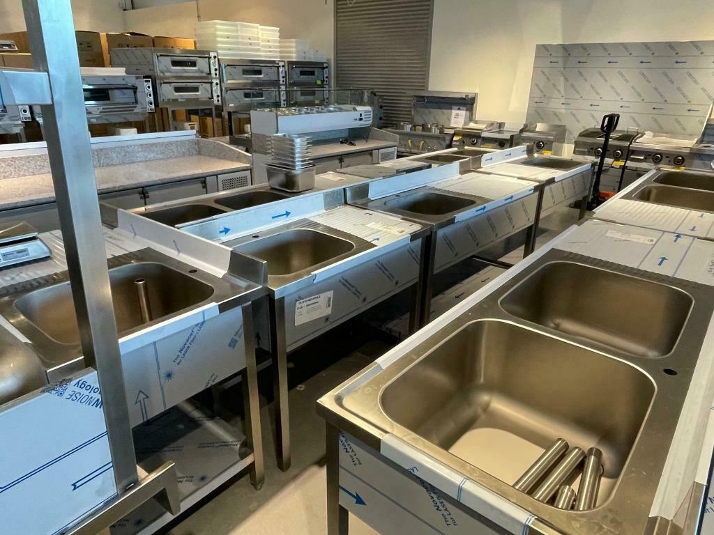 50% de remise tables en inox destockage, Enlèvement ou Envoi, Neuf