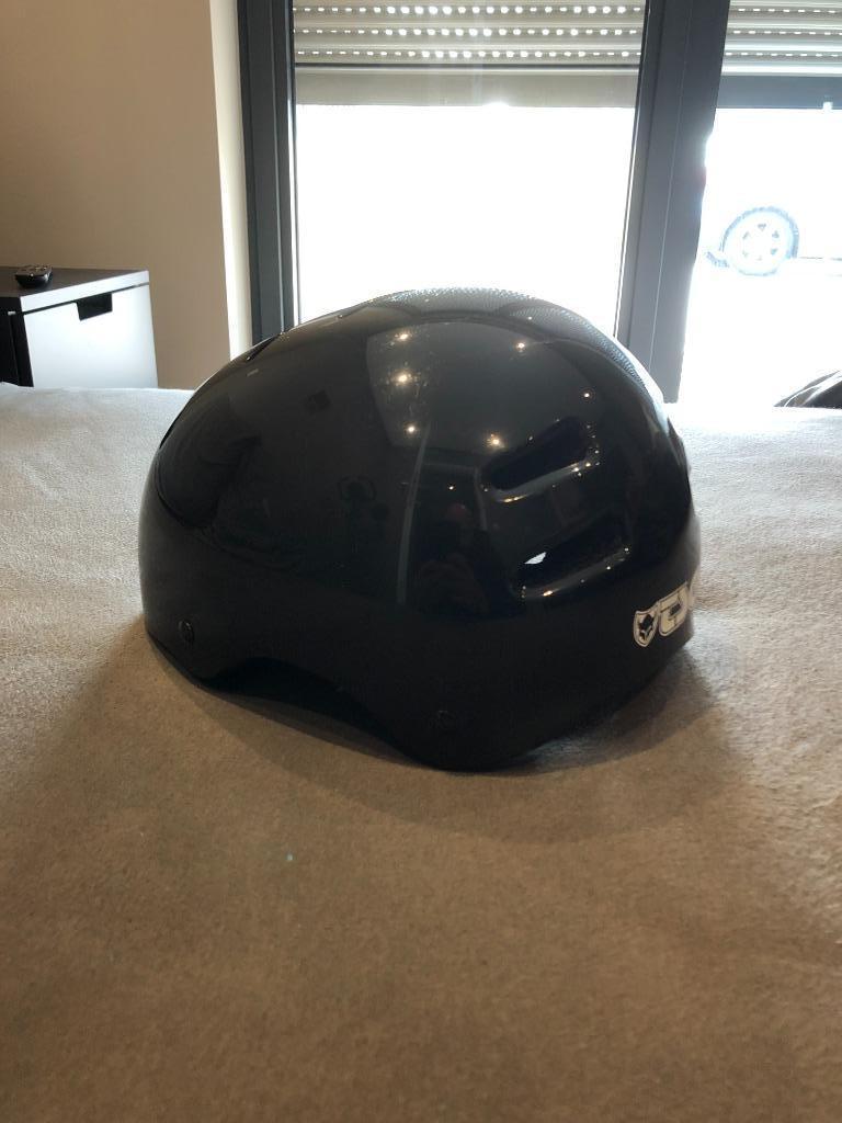 TSG Skate/BMX Injected Helm, Sport en Fitness, Ophalen of Verzenden, Zo goed als nieuw, Bescherming