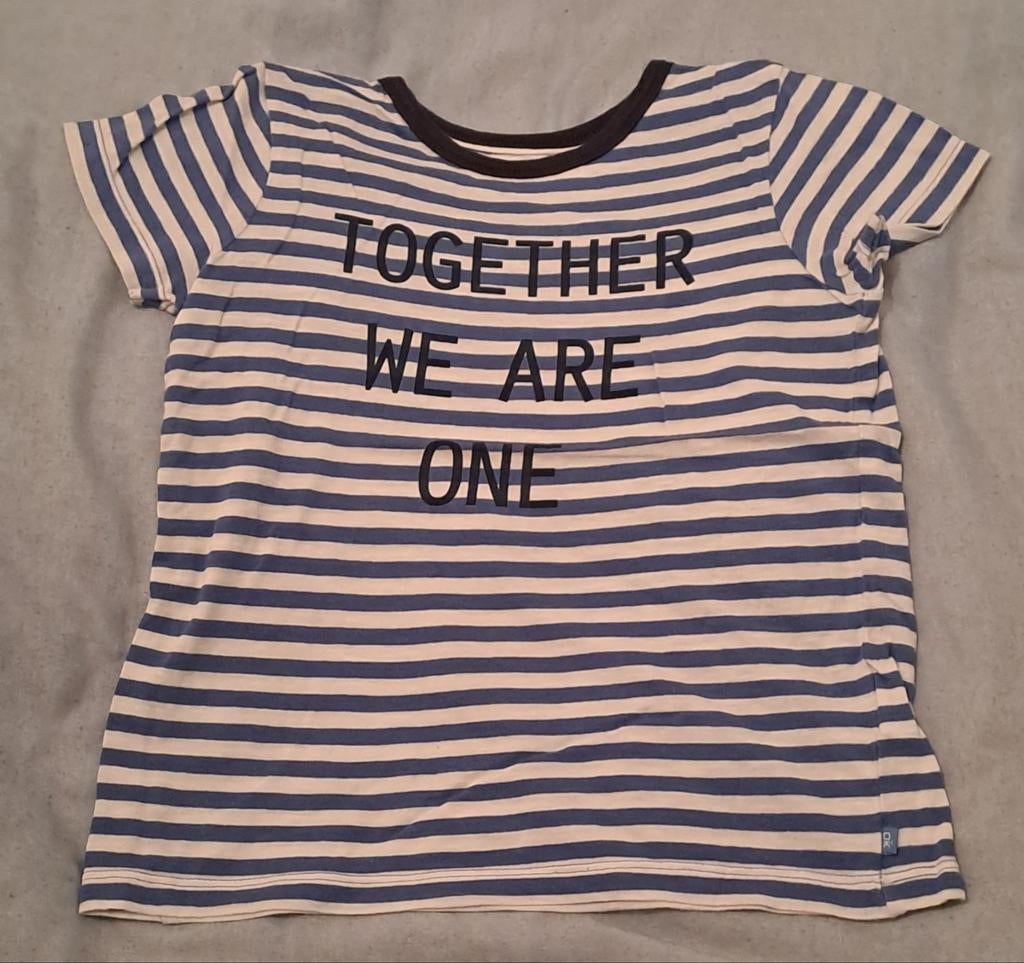 ¤ T-shirt (taille 128), Enfants & Bébés, Vêtements enfant | Taille 128, Garçon, Chemise ou À manches longues, Comme neuf, Okaïdi