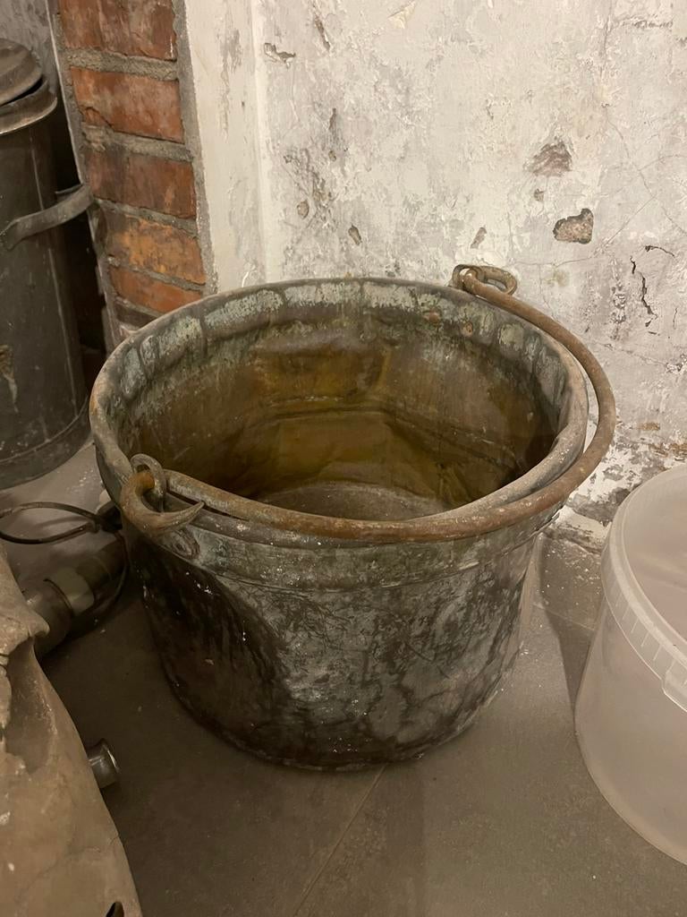 Oude koperen ketel, Enlèvement, Cuivre