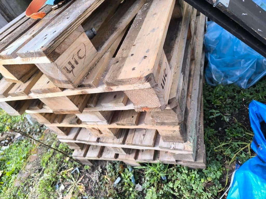 8 Palettes Europe EURO EPAL - PRIX BAS / AFFAIRE, Palette