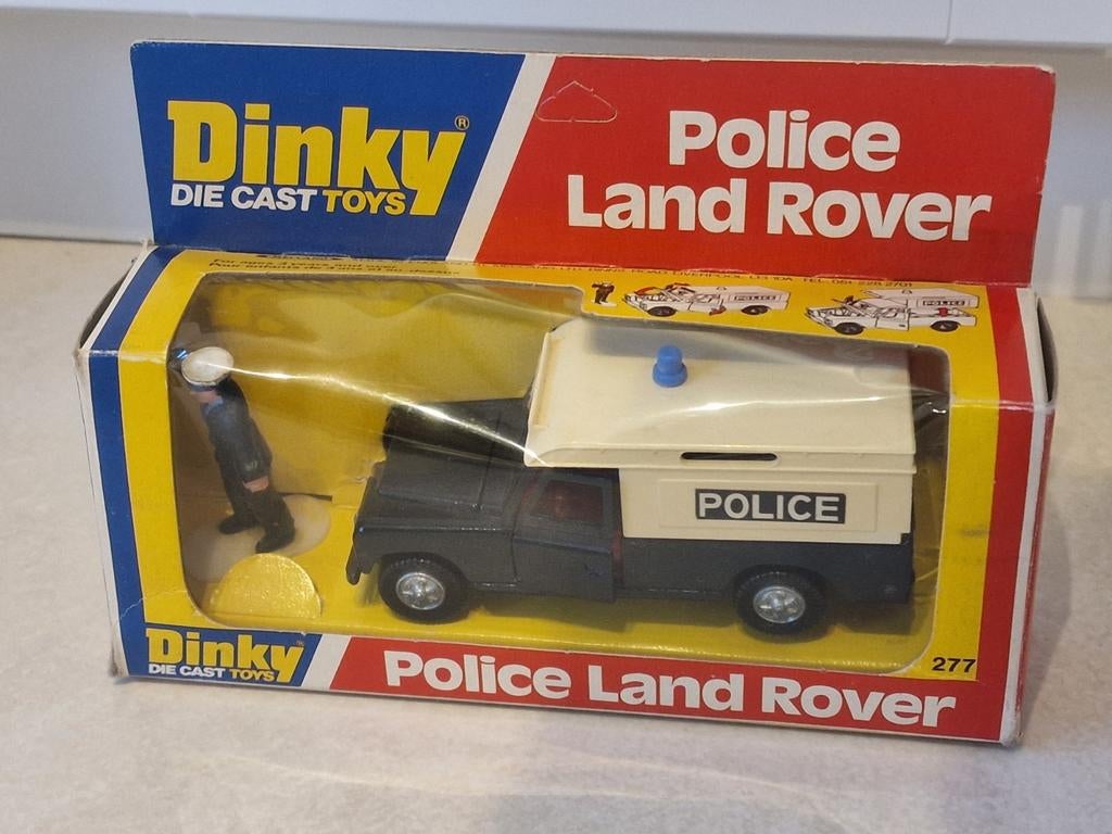 Dinky Toys
Nr 277
Police Land Rover, Ophalen of Verzenden