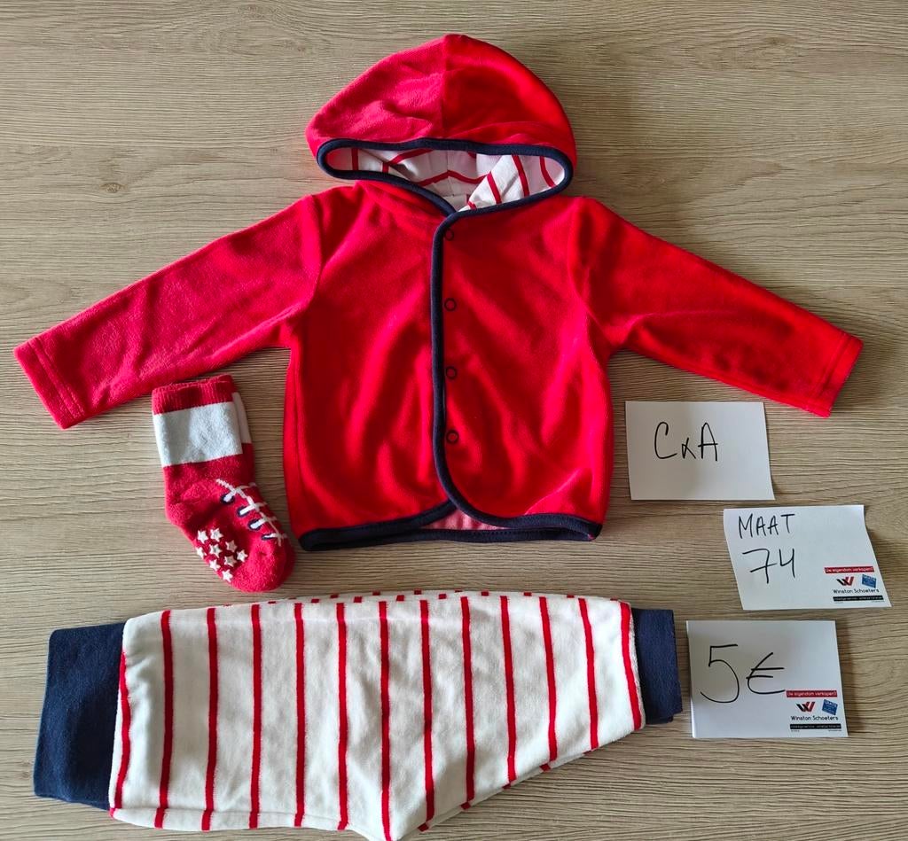 Setje Pull Broekje en Kousen C&A maat 74, Enfants & Bébés, Vêtements de bébé | Taille 74, Garçon ou Fille, C&A, Enlèvement ou Envoi