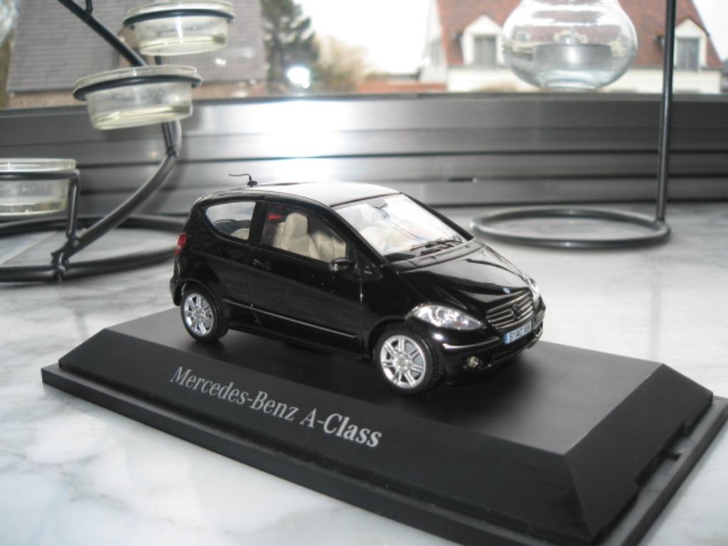 Schuco / Mercedes Benz A Klasse / 1:43 / In vitrinebox, Hobby en Vrije tijd, Ophalen of Verzenden, Nieuw, Auto, Schuco