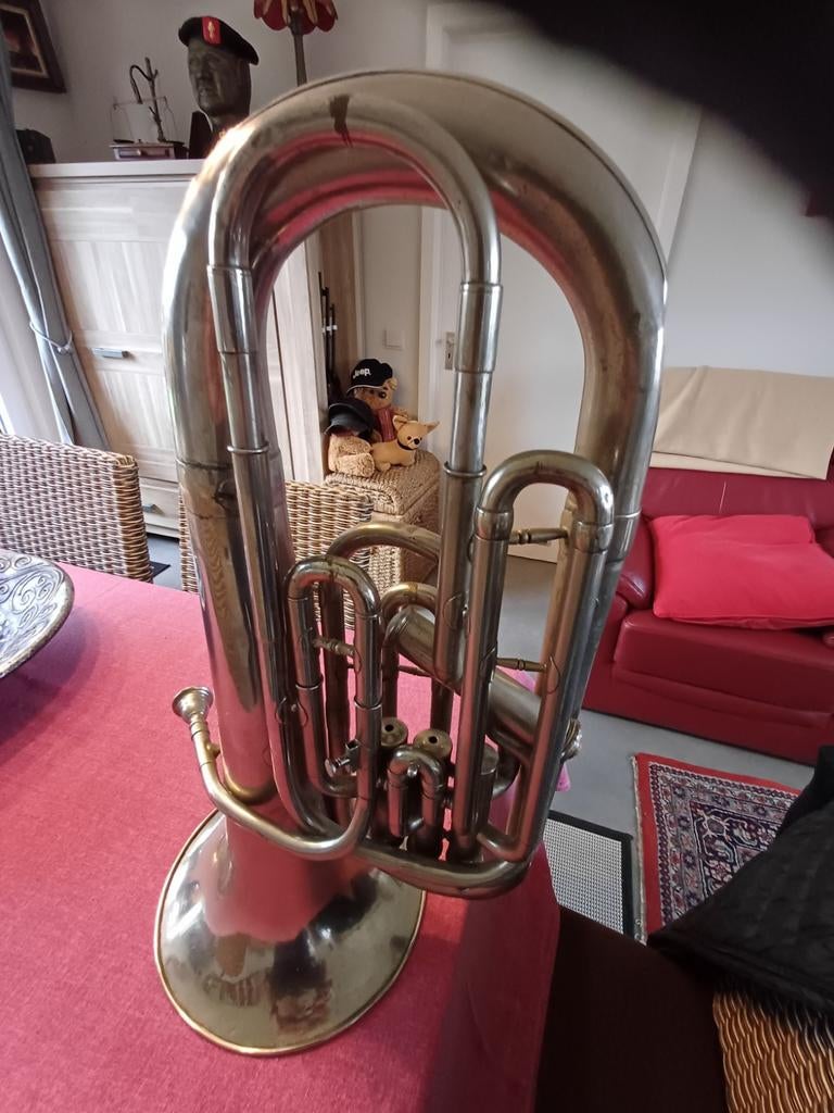 Tuba in spelende staat, Muziek en Instrumenten, Blaasinstrumenten | Tuba's, Ophalen of Verzenden