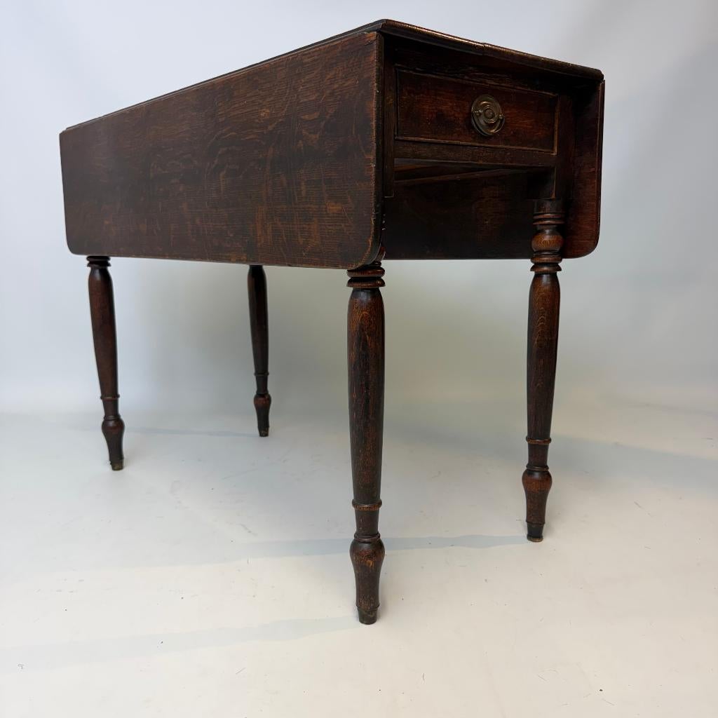 Antieke Pembroke tafel, Antiek en Kunst, Antiek | Meubels | Tafels, Ophalen of Verzenden