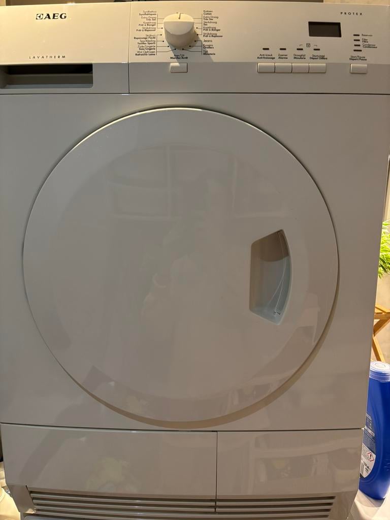 Sèche-linge AEG à vendre pour pièces., 6 à 8 kg, Programme laine, Chargeur frontal, Enlèvement