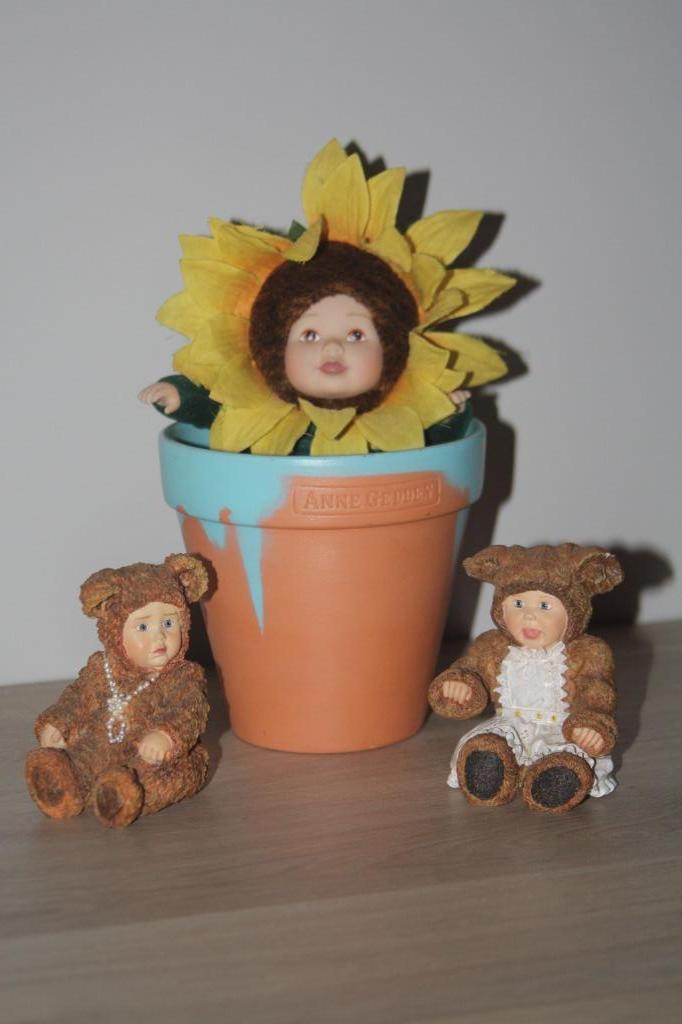 Anne Geddes , popje 13 cm bloempot, kunsthars beeldjes 8cm, Ophalen of Verzenden, Zo goed als nieuw, Overige typen