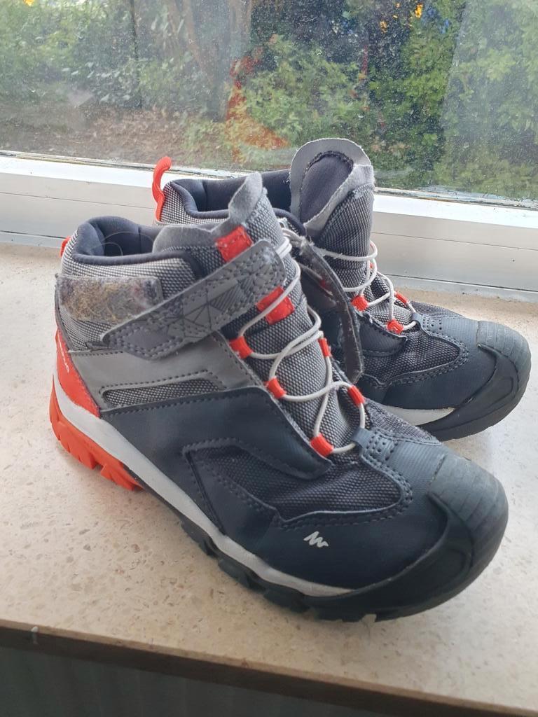 Chaussures Quechua taille 33 - marche randonnée - gris, Enfants & Bébés, Enlèvement ou Envoi, Utilisé, Chaussures