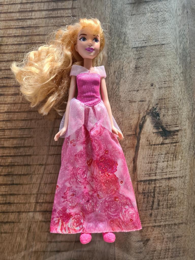 Disney princess poppen, Ophalen, Overige figuren, Zo goed als nieuw, Beeldje of Figuurtje