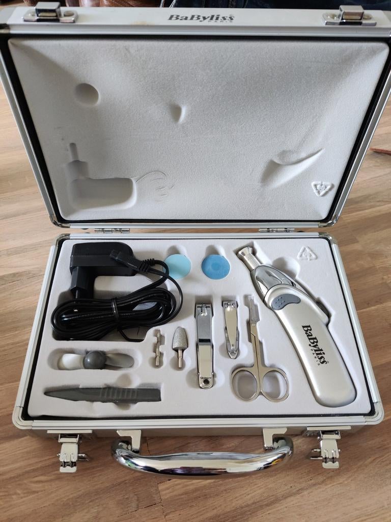 Manicure en pedicure set van BaByliss, Ophalen of Verzenden, Zo goed als nieuw
