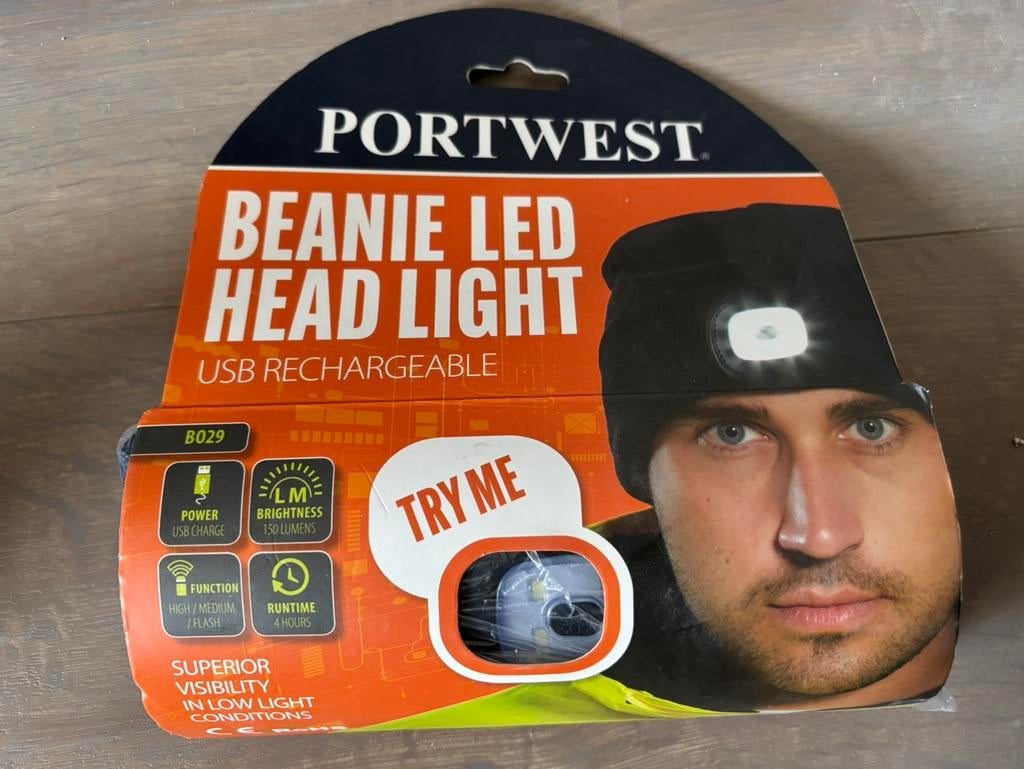 Muts met oplaadbare LED (NIEUW !), Ophalen of Verzenden, Oplaadbaar, Nieuw, Voorlicht