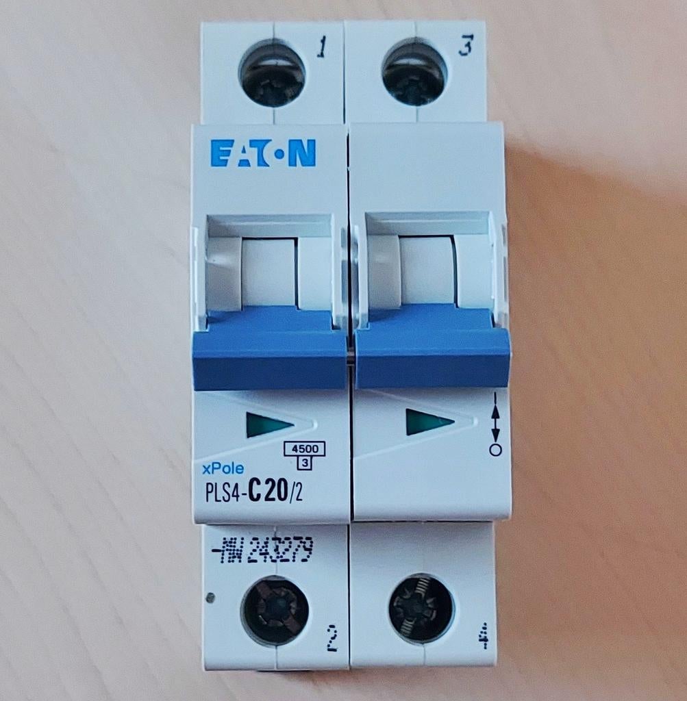 Installation automatique Eaton (bipolaire, 20 A, type C), Enlèvement ou Envoi