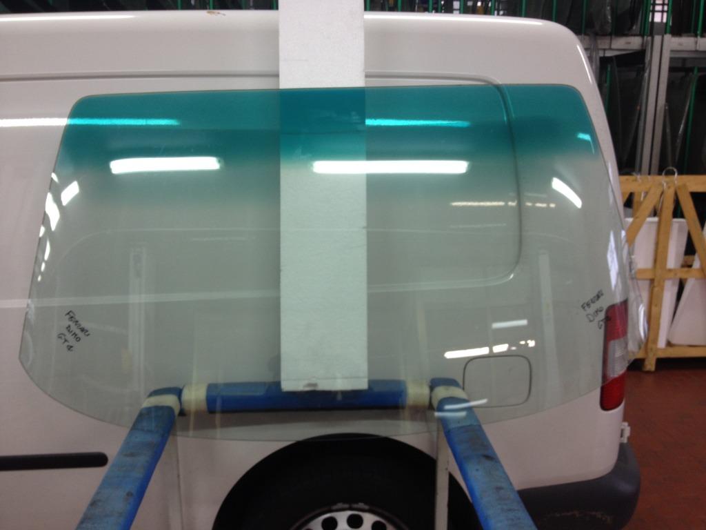 Pare-brise pour Ferrari Dino 208 Gt4 et 308 gt4, Enlèvement ou Envoi, Neuf, Ferrari