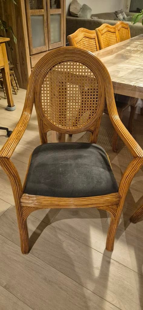 Stoelen, Ophalen
