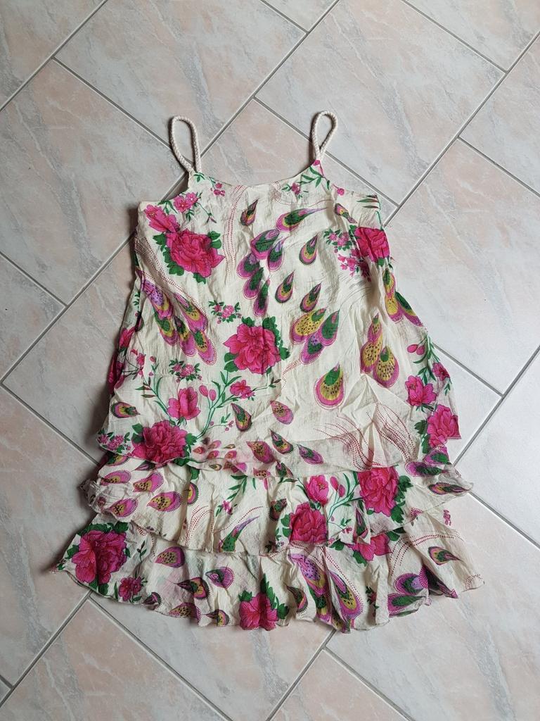 Jurk met ruches, Maat 38/40 (M), Beige, Ophalen of Verzenden, Zo goed als nieuw