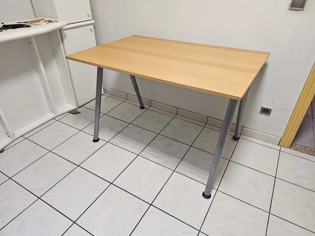 Table pratique, Maison & Meubles, Bureaux, Enlèvement