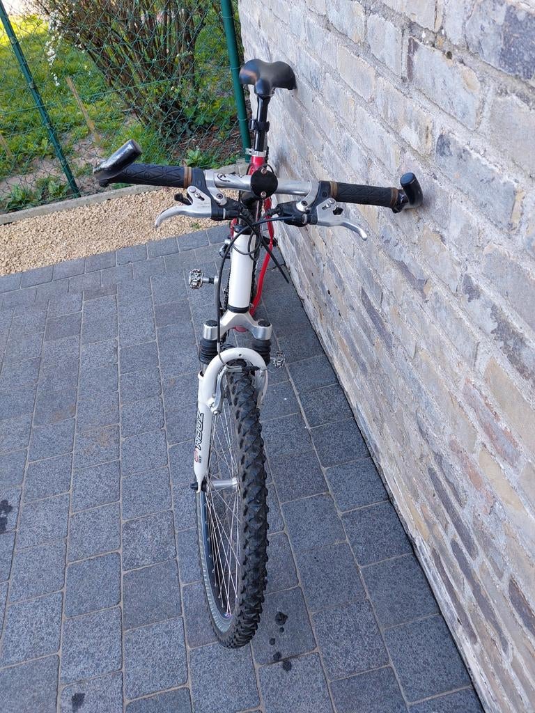 Mountainbike rood/wit balance, Fietsen en Brommers, Ophalen