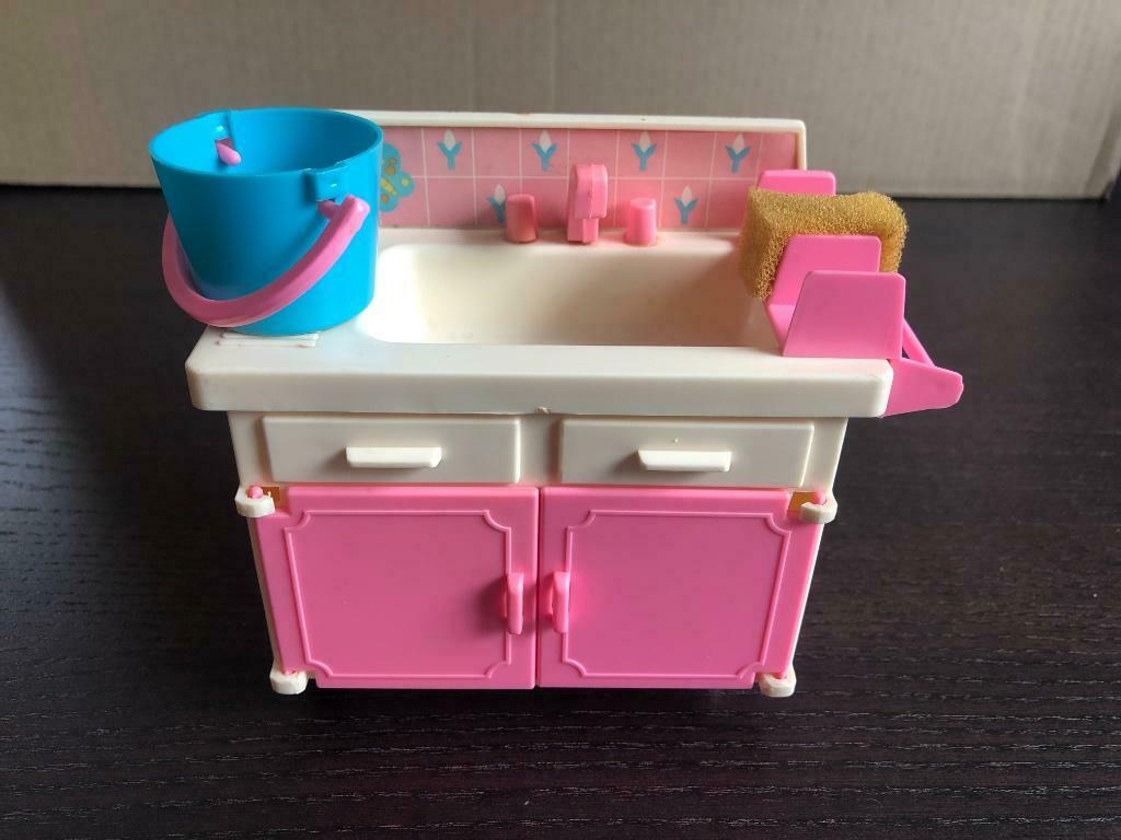 Vintage Barbie Gootsteen met accesoires jaren 80 - begin 90, Ophalen of Verzenden, Gebruikt, Accessoires