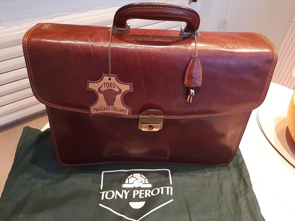 TONY PEROTTI porte documents neuf en cuir brun marron lisse, Brun, Cuir