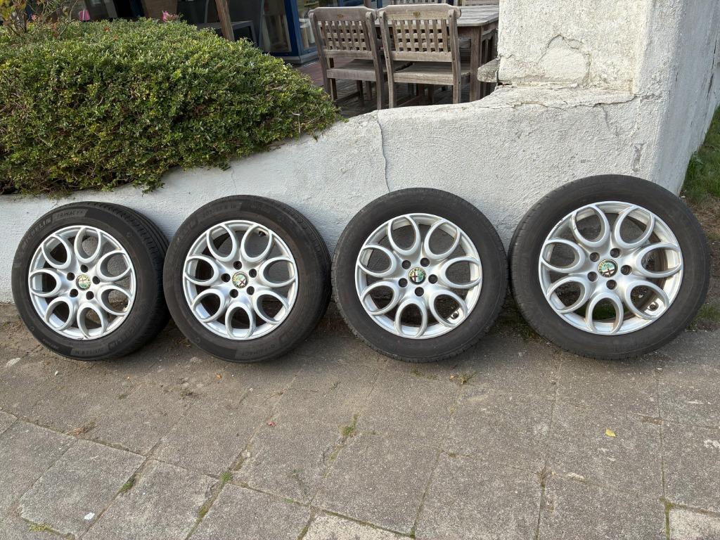 Alfa Romeo Giulietta  16 inch velgen + Michelin Banden, Auto-onderdelen, Banden en Velgen, Banden en Velgen, Zomerbanden, 16 inch