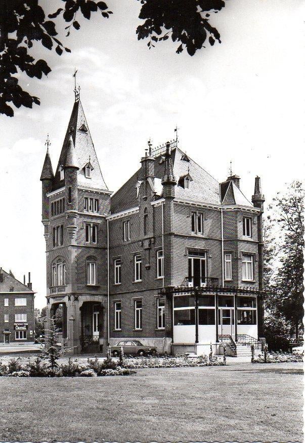 postkaart Kortrijk Heule Gemeentehuis | niet verstuurd, Verzenden