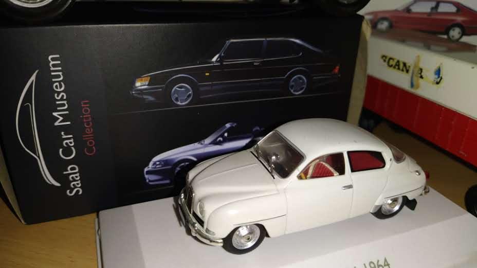 3 X SAAB 96 de Corgi et DINKY TOYS  des E 15 la piece, Hobby & Loisirs créatifs, Voitures miniatures | 1:43, Comme neuf, Voiture