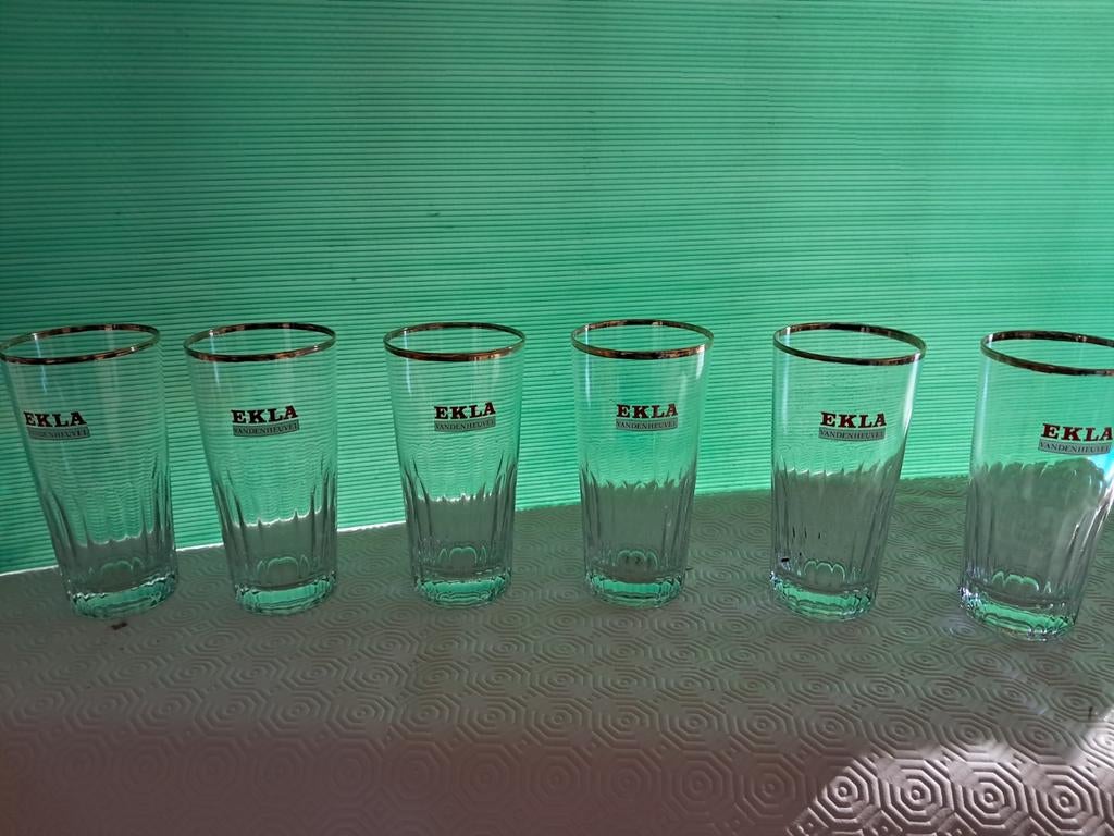 Ekla pils, Enlèvement ou Envoi