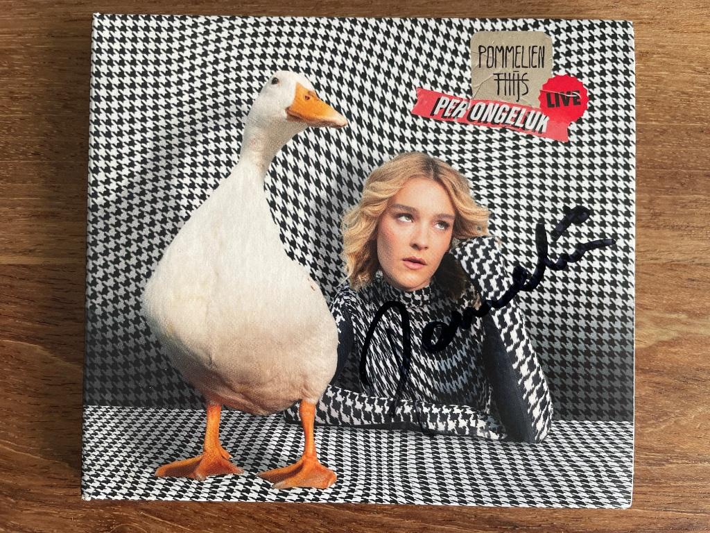 Cd Pommelien Thijs Per Ongeluk Live GESIGNEERD NIEUW Meau, Cd's en Dvd's, Ophalen of Verzenden, Nieuw in verpakking, Pop