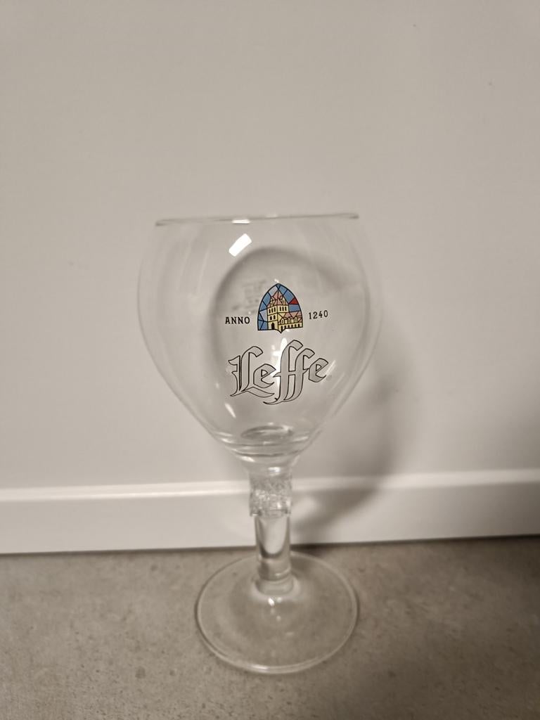 Leffe bier glazen 1 pak (6 stuks), Ophalen, Zo goed als nieuw, Bierglas