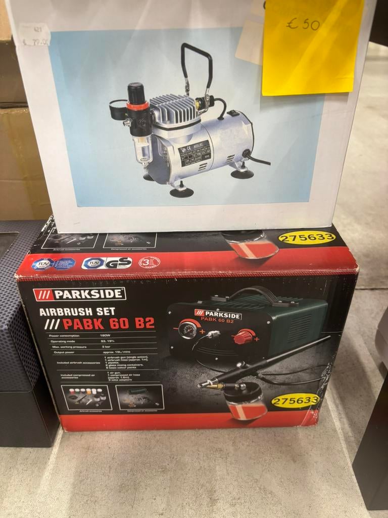 Compressor modelbouw, Ophalen, Zo goed als nieuw