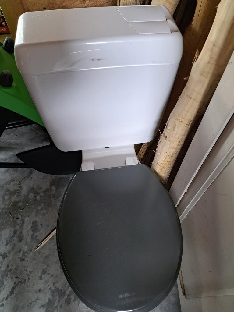 Wc, Doe-het-zelf en Bouw, Sanitair, Ophalen, Gebruikt, Steen