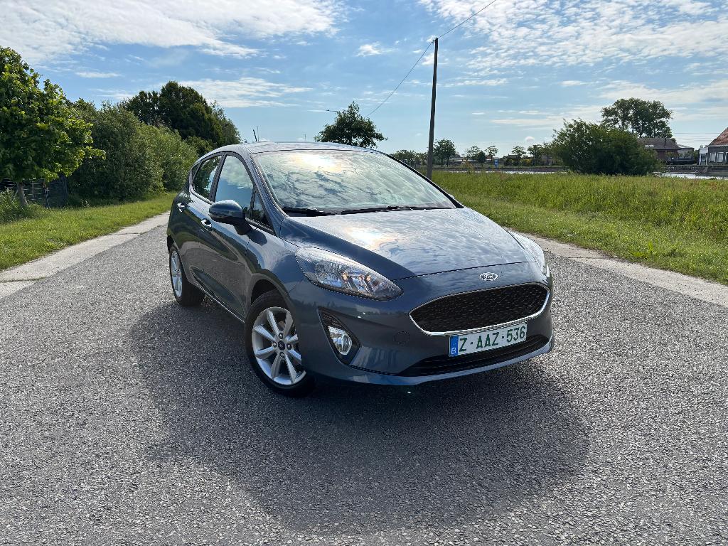FORD FIESTA BENZINE 14000 KM  GPS   ALU VELGEN, 121 g/km, Achat, Euro 6, Entreprise