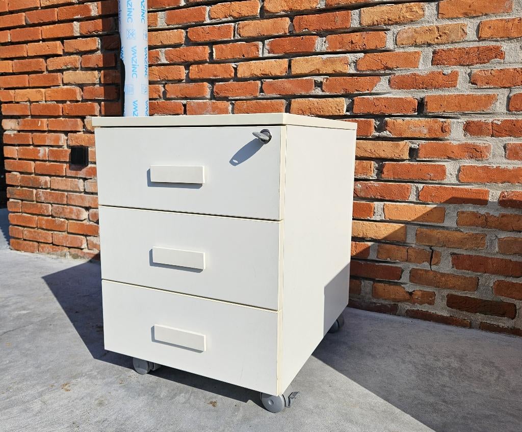 Ladeblok op wielen met slot, Huis en Inrichting, Ophalen, Gebruikt, Met slot, Minder dan 100 cm