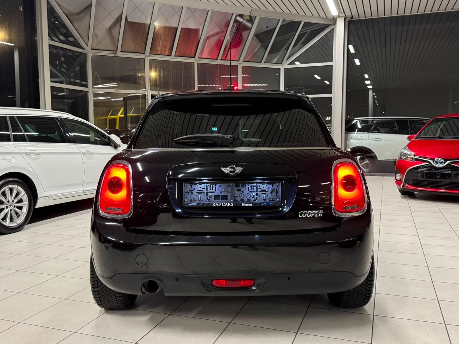 Mini Cooper 1.5i Essence 100kW Euro 6b, 100 kW, Achat, Euro 6, Entreprise