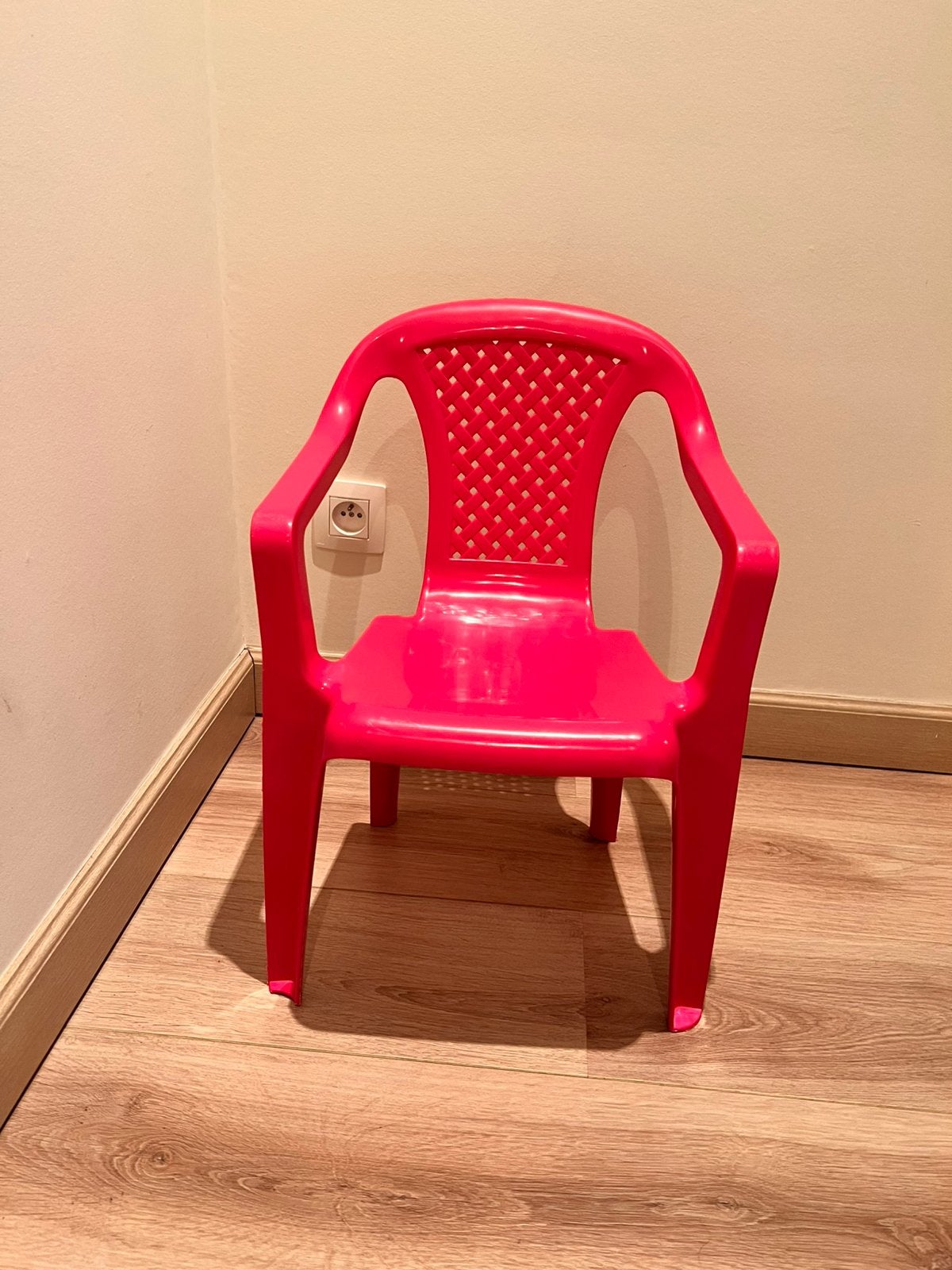 Kinderstoeltje - roze, Ophalen, Zo goed als nieuw