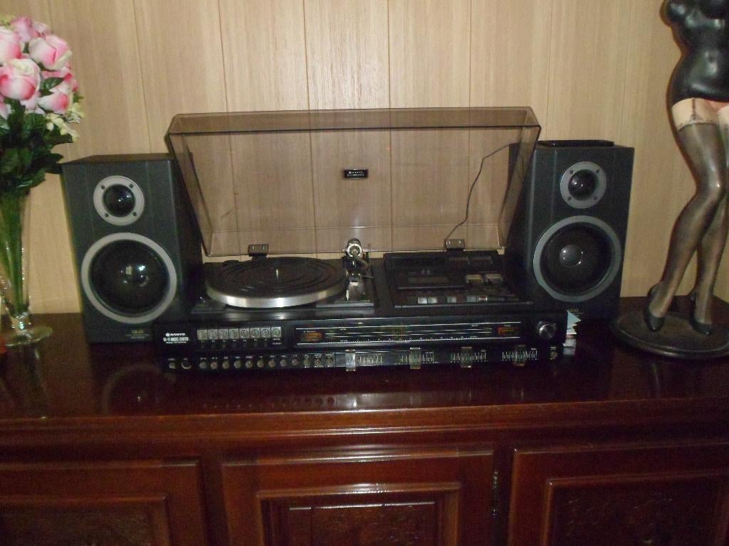 ben op zoek  sanyo hi-fi music venter, Audio, Tv en Foto, Platenspelers, Ophalen, Gebruikt
