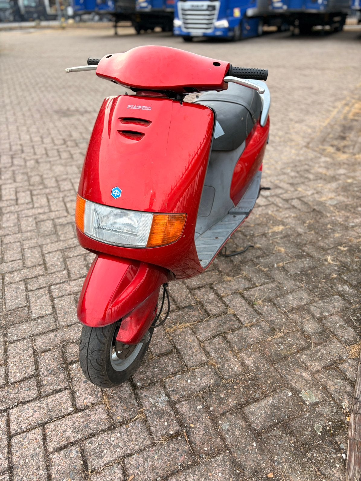 Piaggio Sfera 125cc 4Takt, Enlèvement, Comme neuf