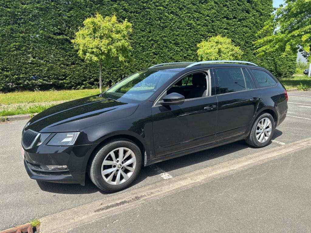 Skoda Octavia 1.6TDI 2020 170 KM vele opties, Auto's, Voorwielaandrijving, Stof, 1600 cc, Zwart