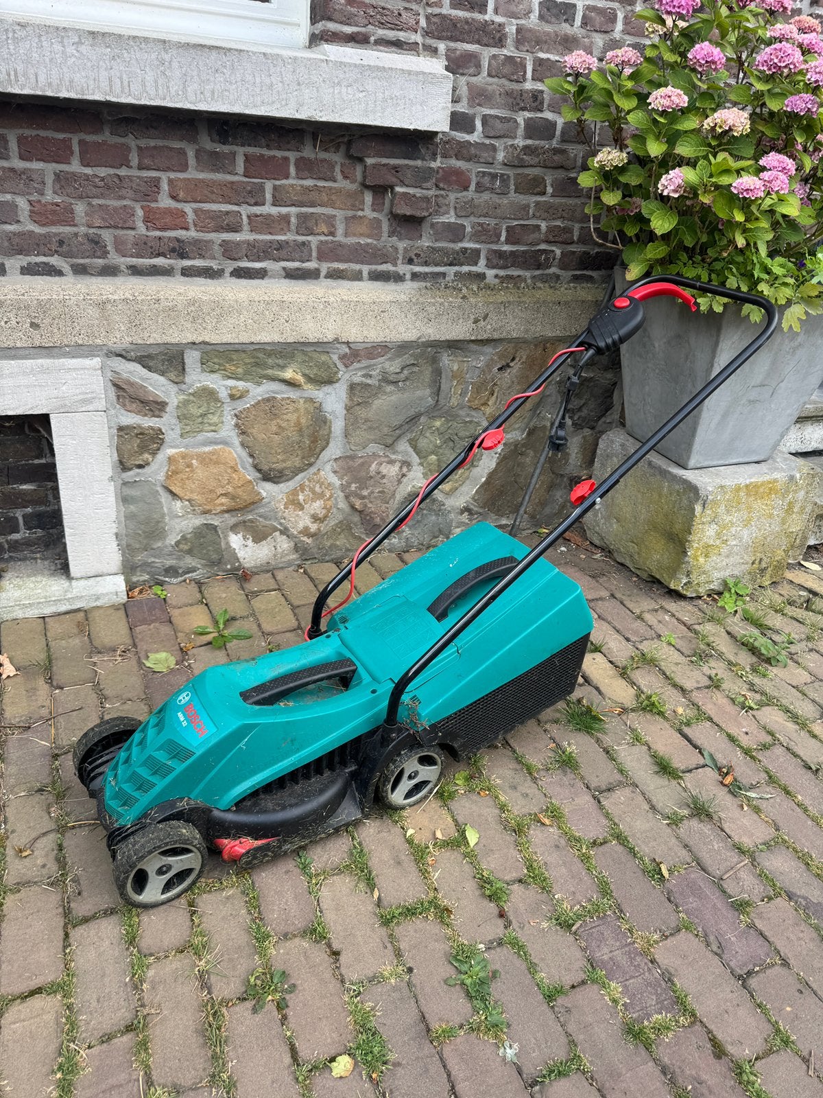 Bosch Grasmaaier, Ophalen, Zo goed als nieuw