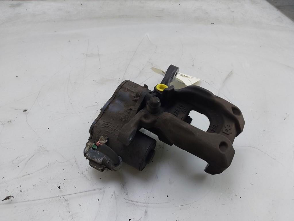 ETRIER DE FREIN ARRIÈRE GAUCHE Mercedes-Benz CLA (118.3), Dhr. J. Ham, Mercedes-Benz, Administratie@autoham.nl, Utilisé