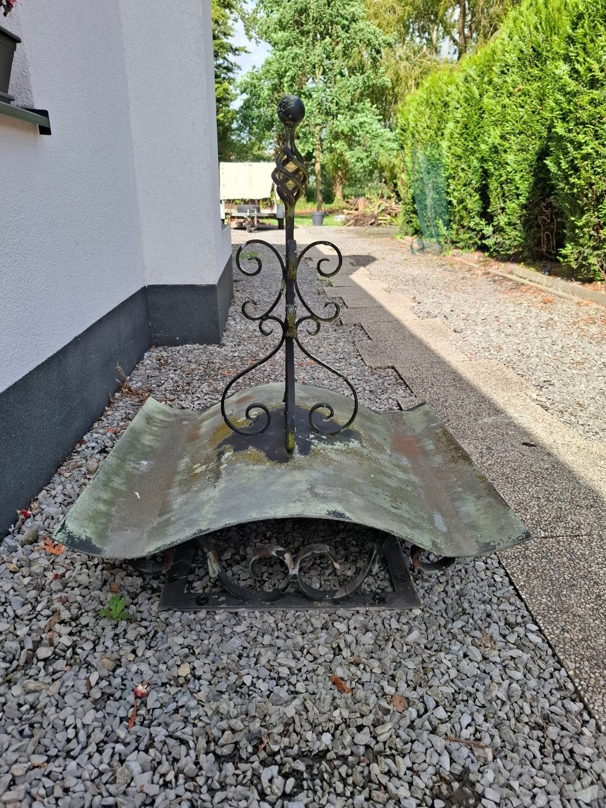 Te koop oude zware sierkap, Ophalen