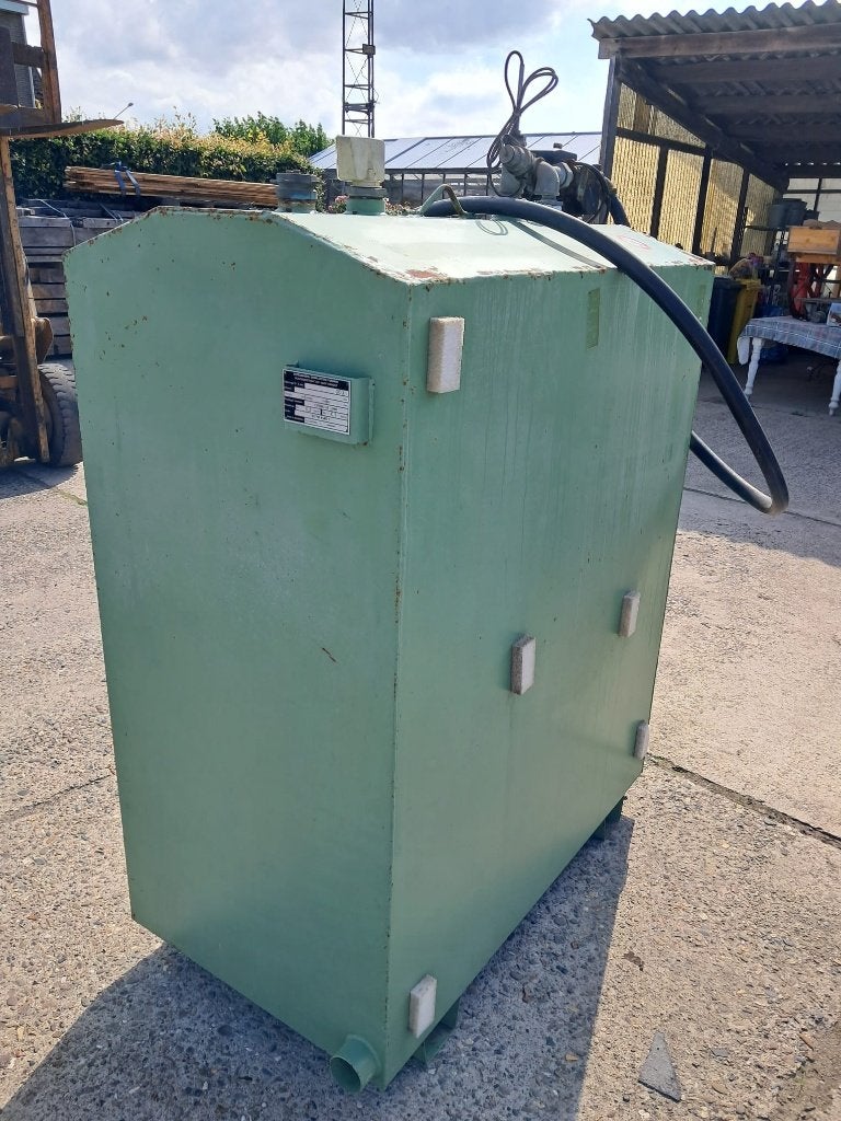 Dieseltank mazouttank 1200 liter met pomp, Ophalen